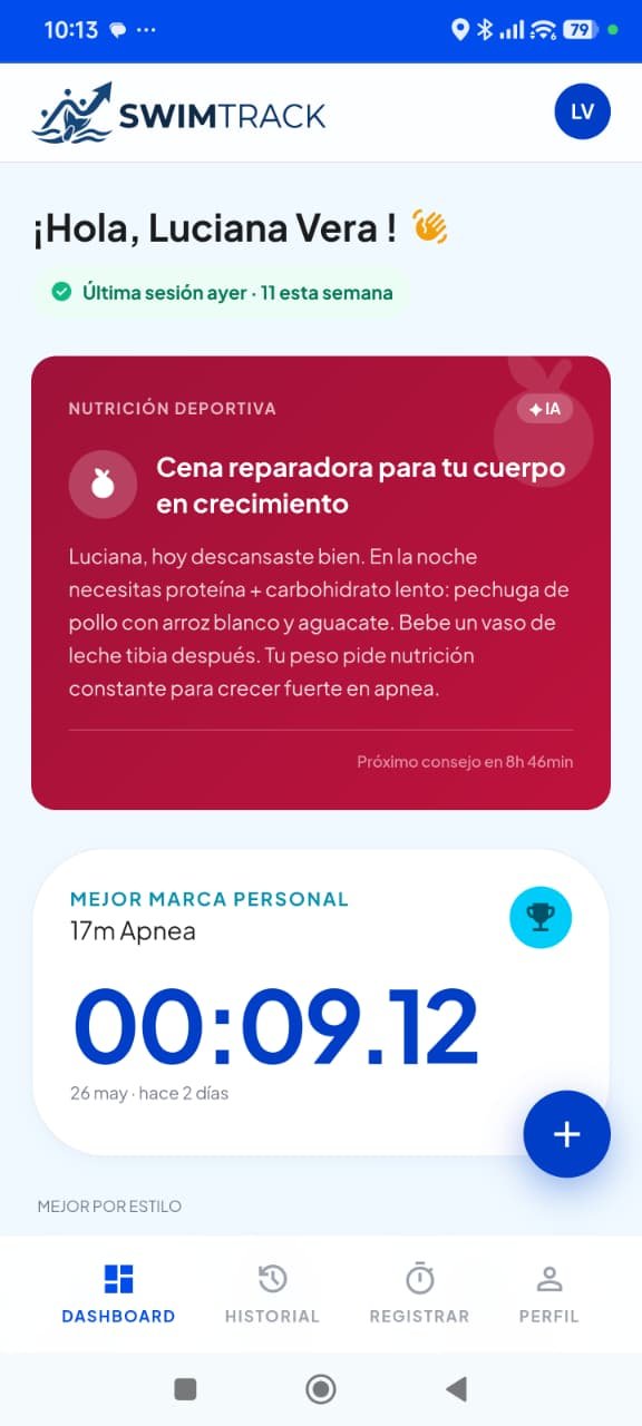 Dashboard de SwimTrack con consejo de IA